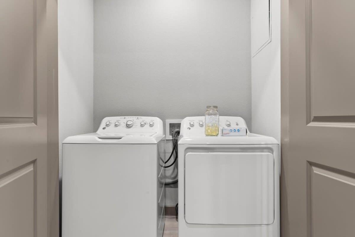Cozysuites Phx Roro Gym Pool Pets Parking #12 Apartment