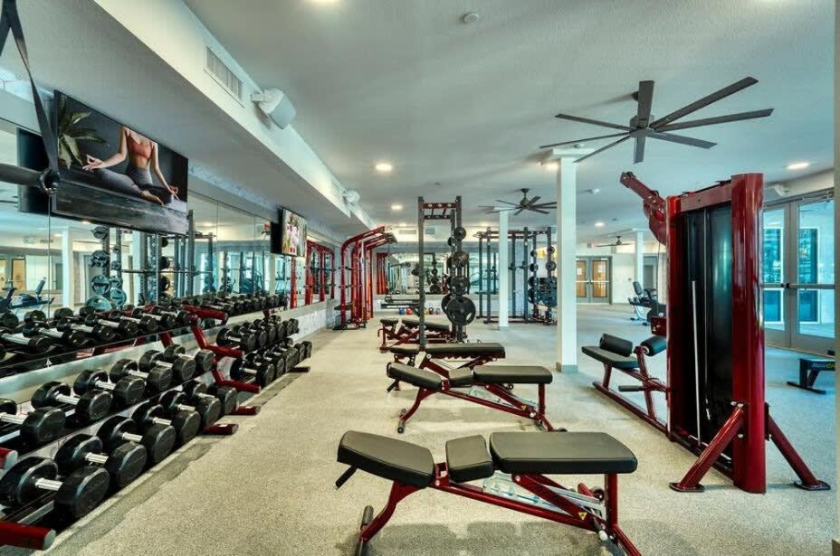 Apartemen Cozysuites Phx Roro Gym Pool Pets Parking #12 *